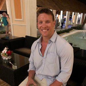 Meet your Posher, Tom